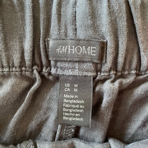 H&M linen black lounge pants. - Picture 2 of 2